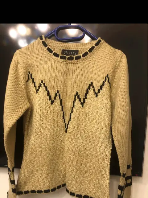 Yünlu sweatshirt S/M, neredeyse yeni