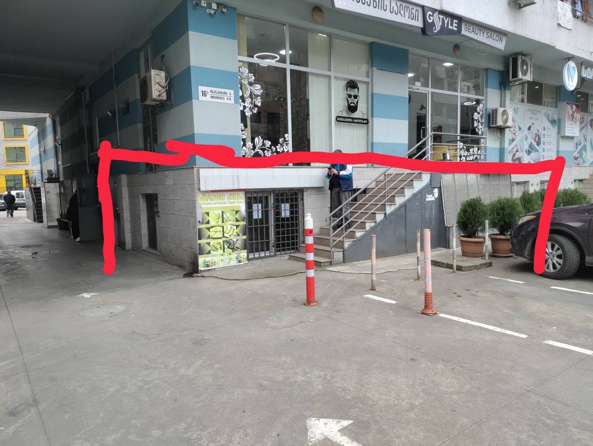 Kommersiya sahəsi, Batumi — $67,000