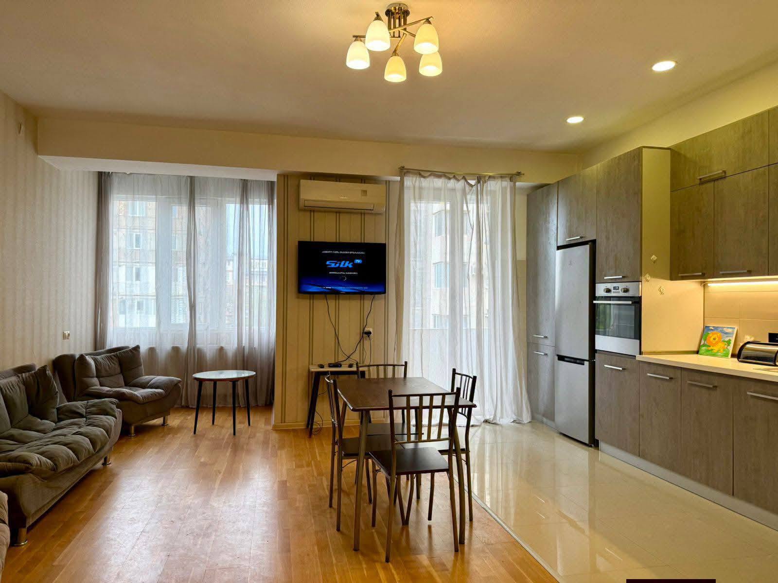 Продаётся 3-комнатная квартира, Тбилиси — $161,000