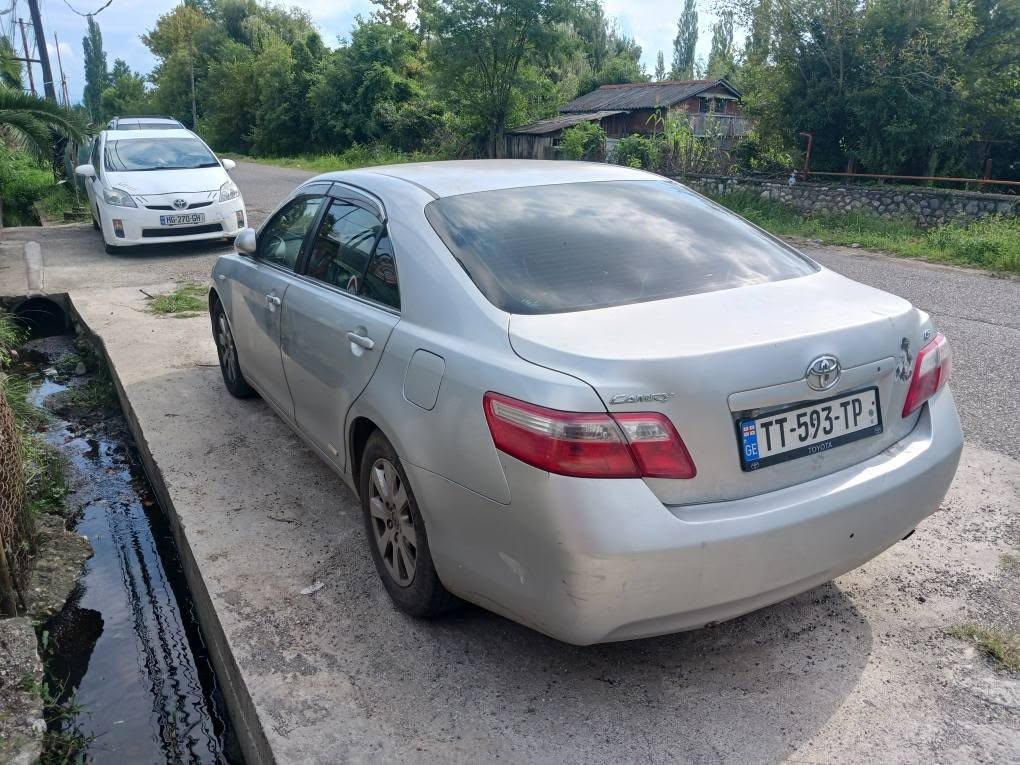 იაპონური ტოიოტა კამრი 2007 — 599,350 ₾