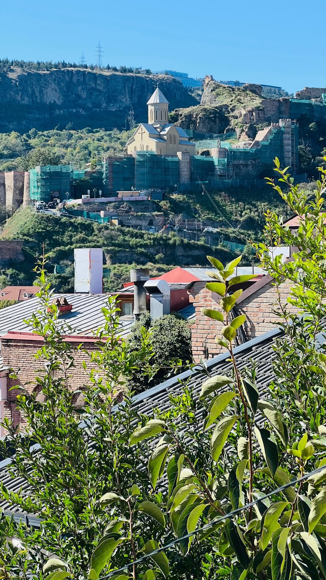 156 m2 A+property+is+offered+for+sale+in+the+historic+Metekhi+distric…