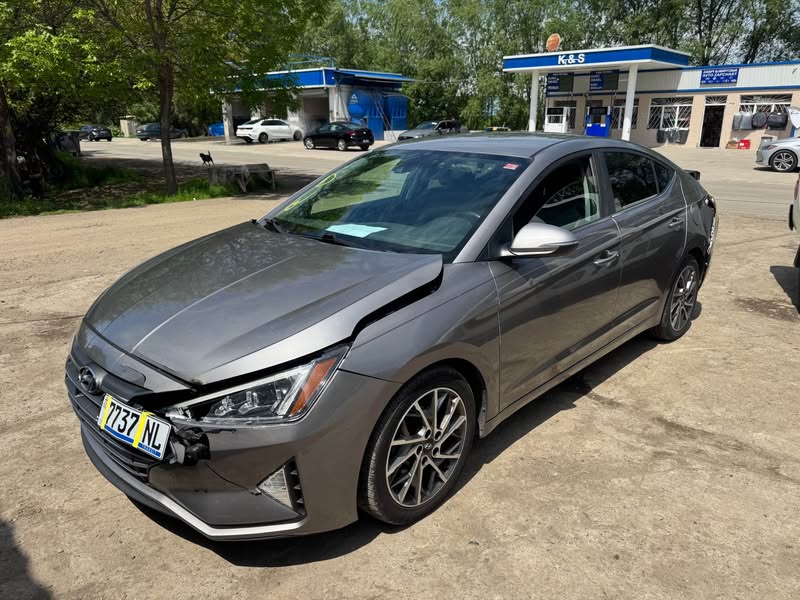 Avtomobil 2019 — 5,900$