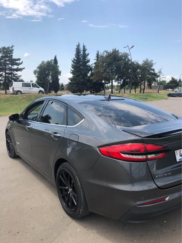 Ford Fusion 2019