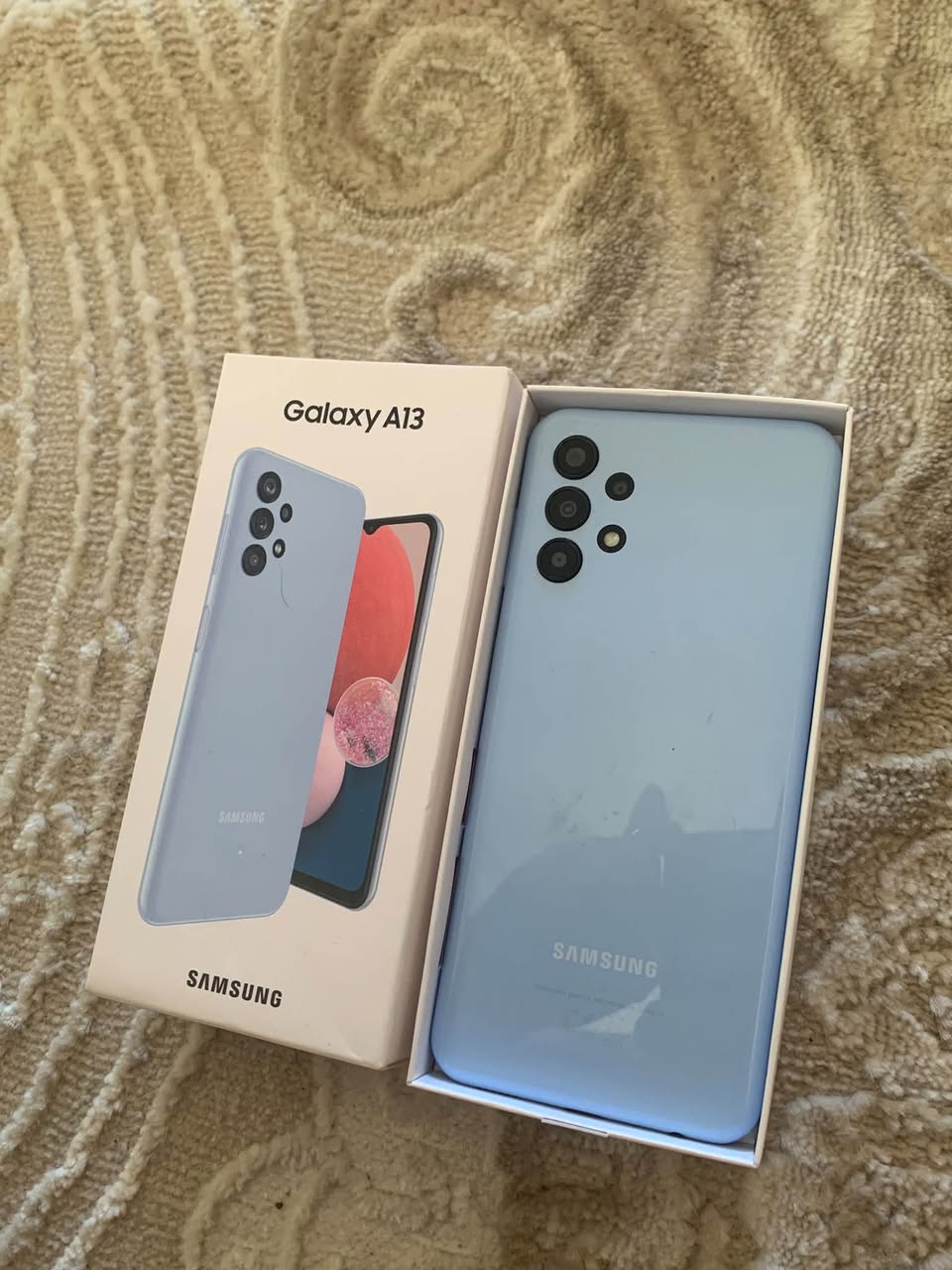 Վաճառվում է Samsung Galaxy A13 իդեալական աշխատանքով — 250₾