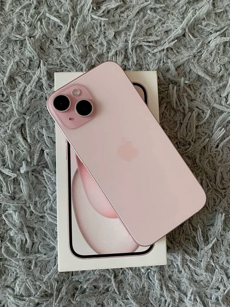 iPhone 15 - 79% BH 128GB — 890₾