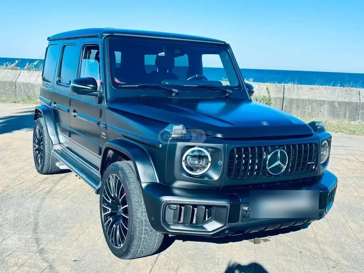 Mersedes Benz G 63 AMG 2019 — 100,000$
