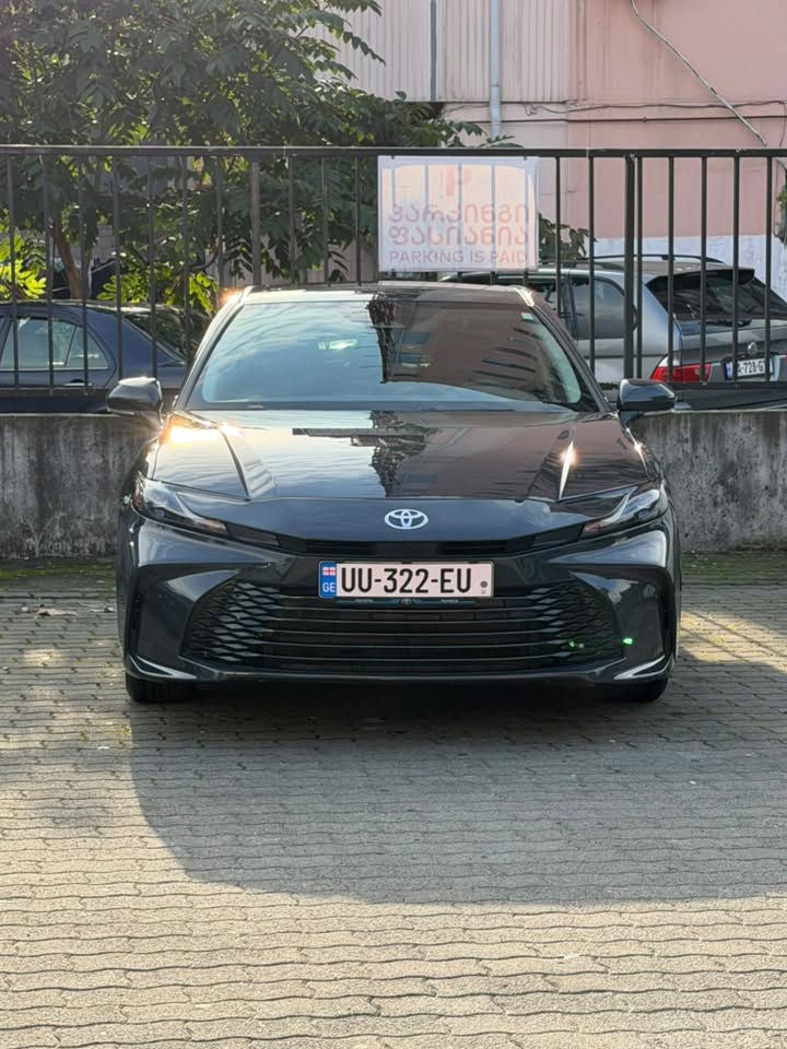 Camry 2025 — 24,500$