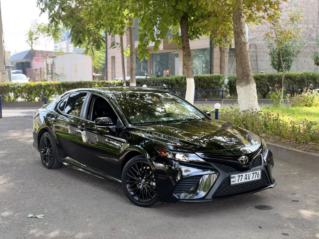 Toyota Camry 2018 — 16,950$