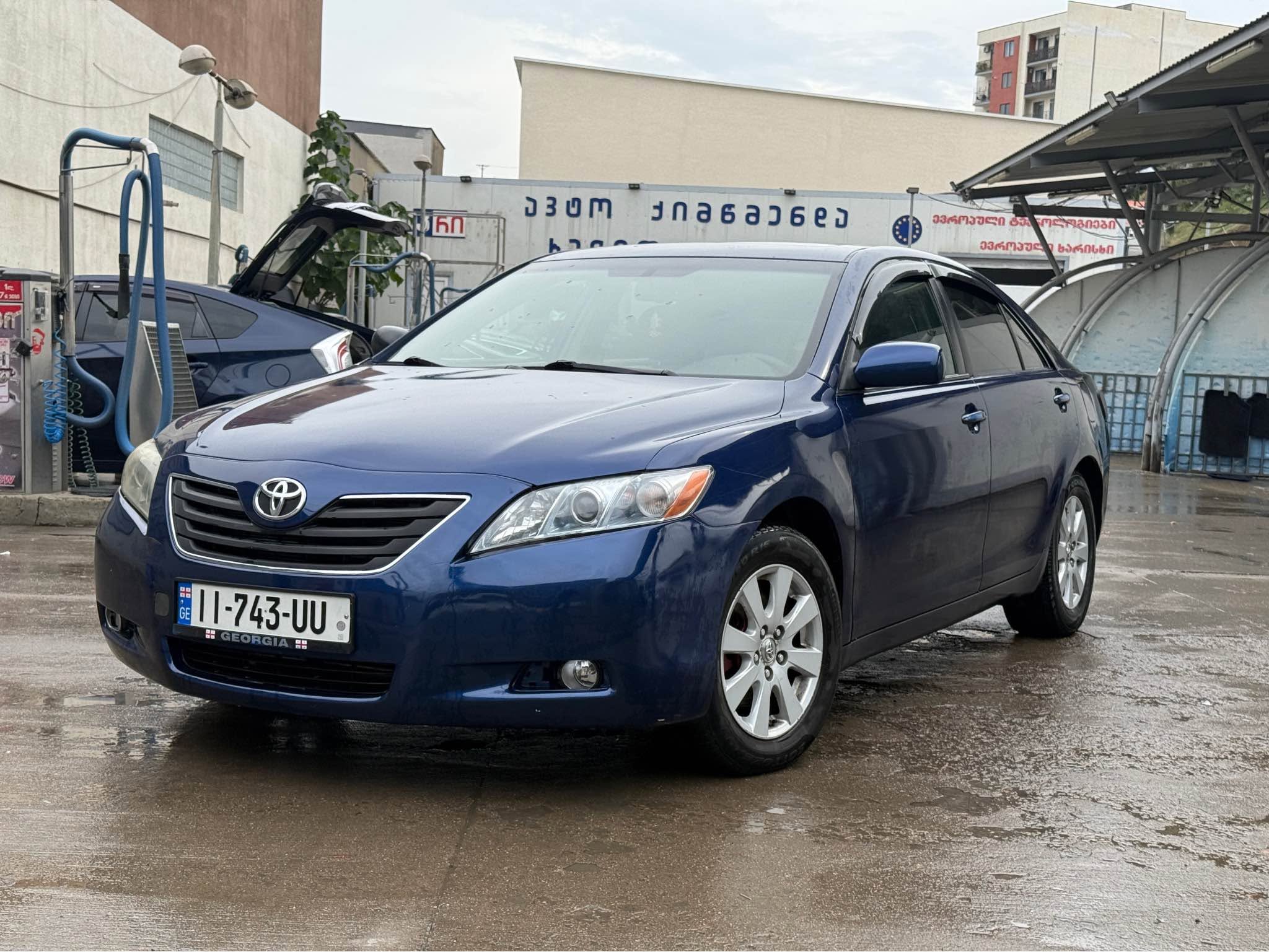 Toyota Camry 2007 — 4,400$
