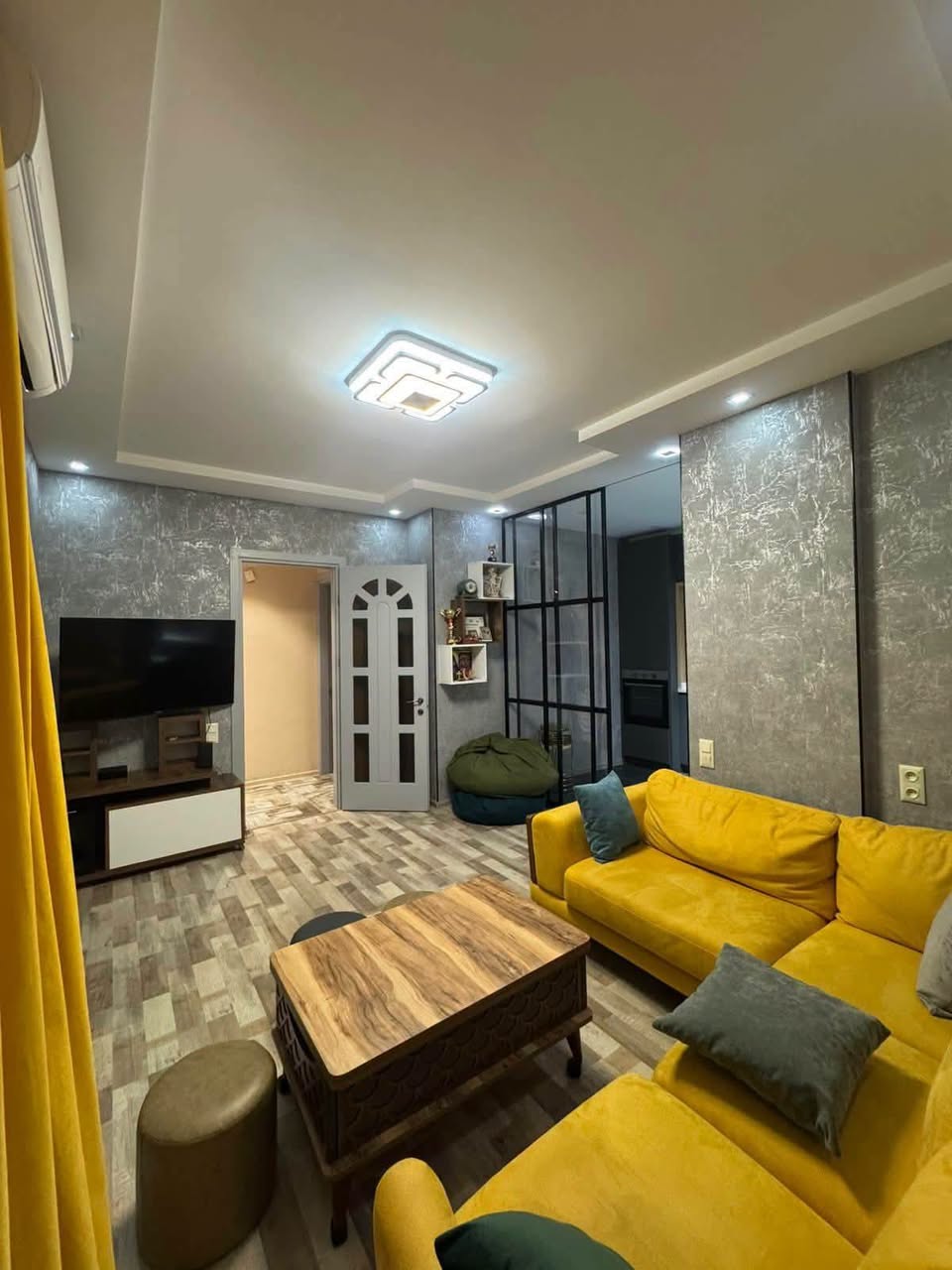 Продаётся 3-комнатная квартира, Батуми — $155,000
