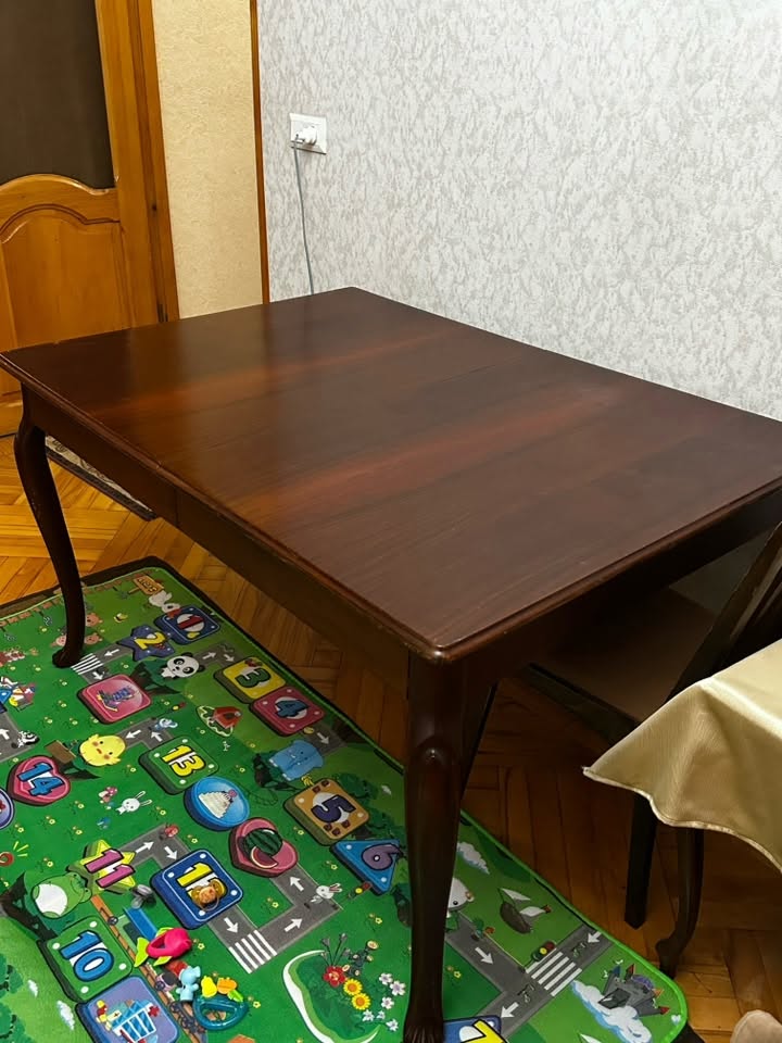 Furniture — 1,600₾