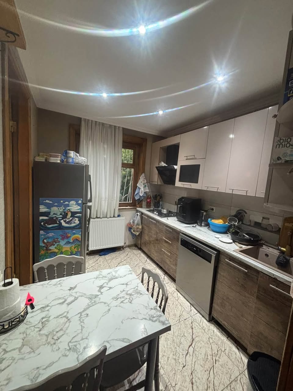 იყიდება 5-ოთახიანი ბინა, თბილისი — $135,000