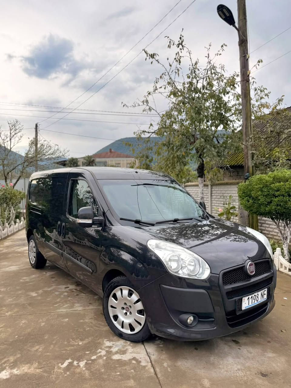 Fiat Doblo 2013 — 4,600$