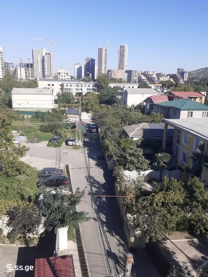 Продаётся 3-комнатная квартира, Тбилиси — $77,000