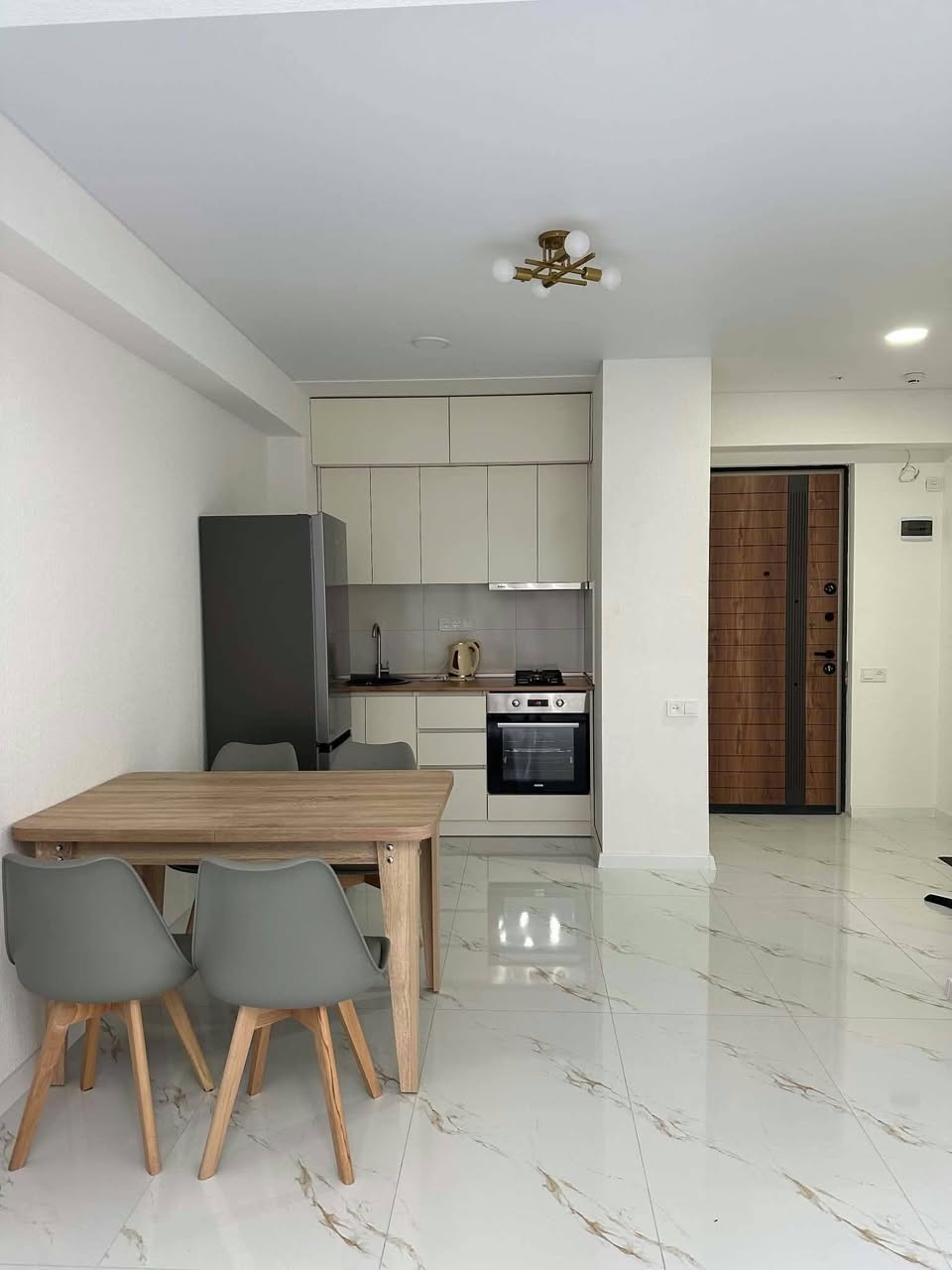Сдается в аренду 2-комнатная квартира, Тбилиси — $550