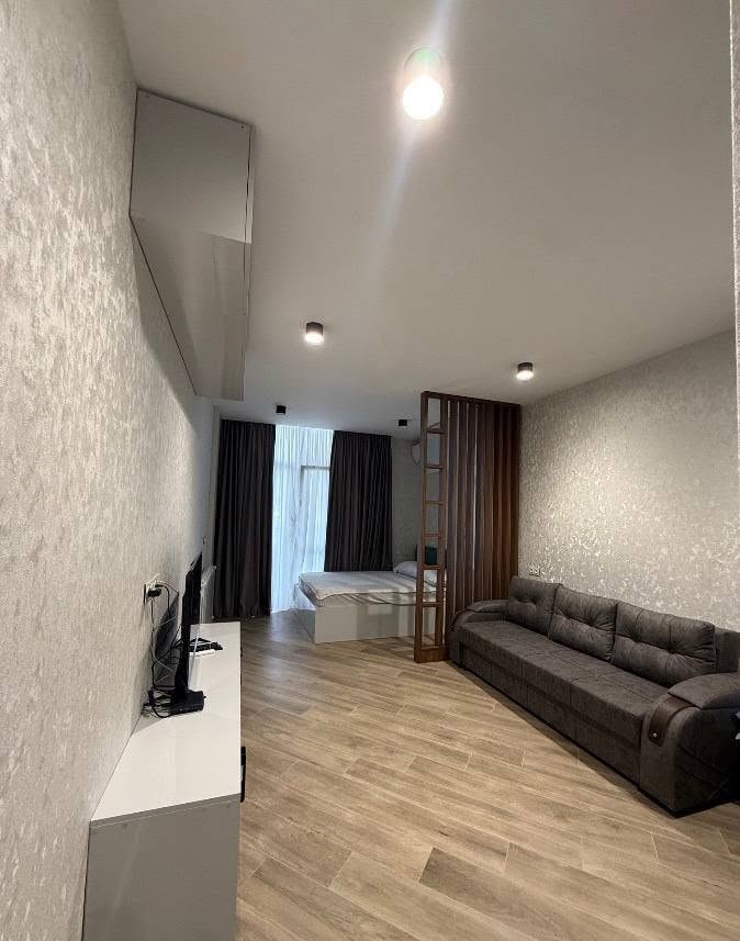 Сдаётся 1-комнатная квартира, Батуми — $500