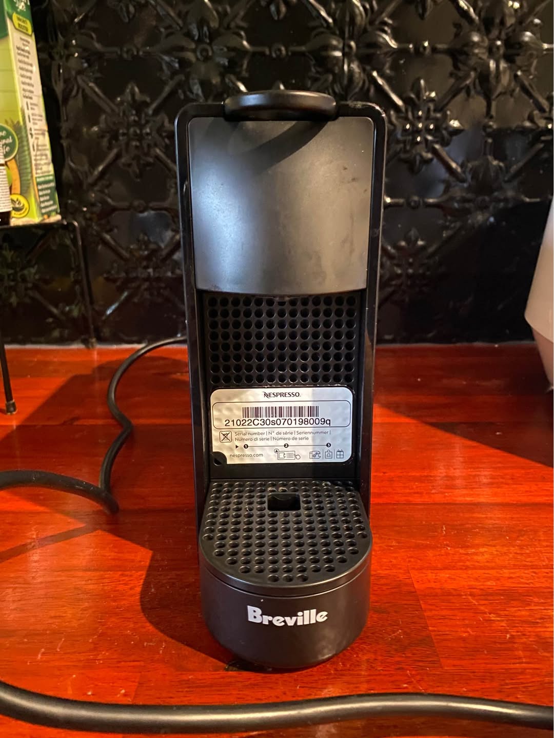 Кофеварка Breville Nespresso, почти новая