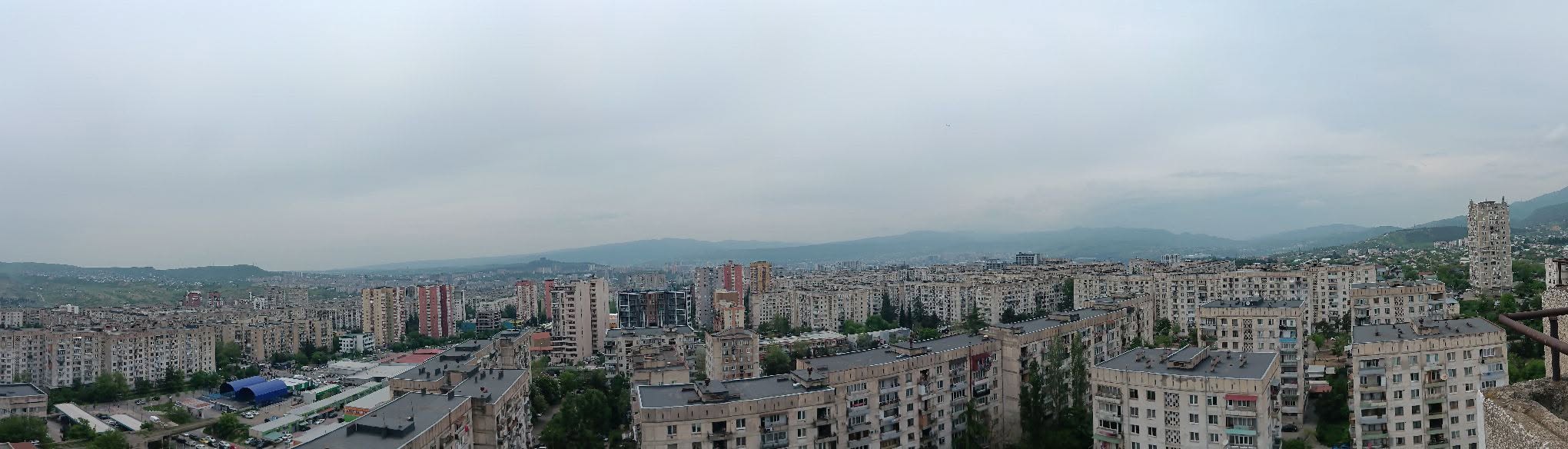 სოფელ გლდანში 26 მაისის ცენტრალურ ქუჩაზე — 800₾