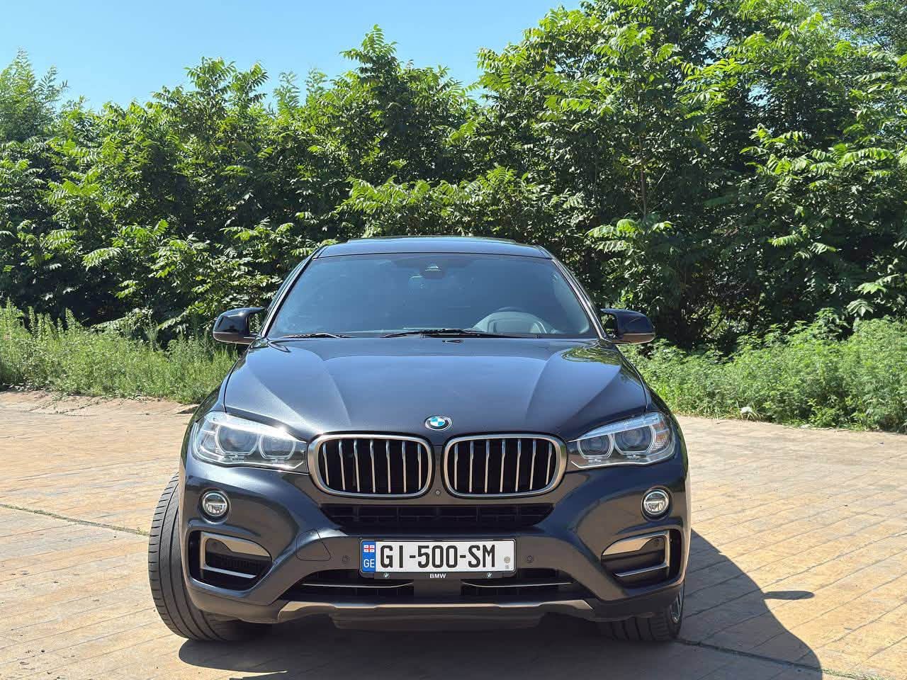 BMW X6 2018 — 18,000$