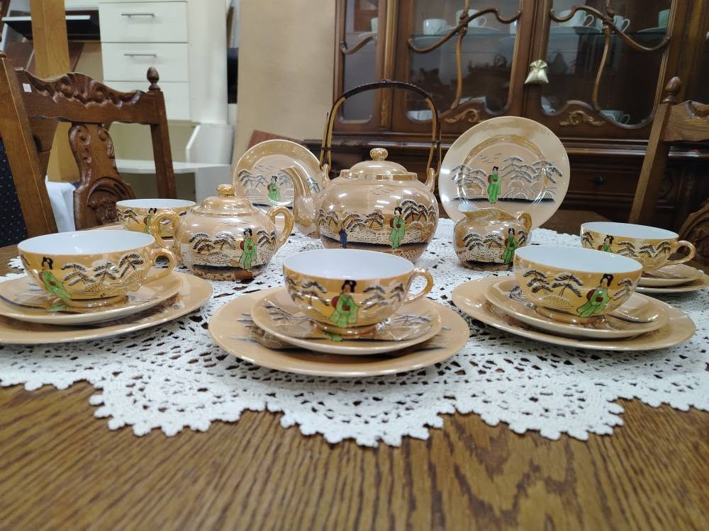 German porcelain service for 5 people is for sale, price