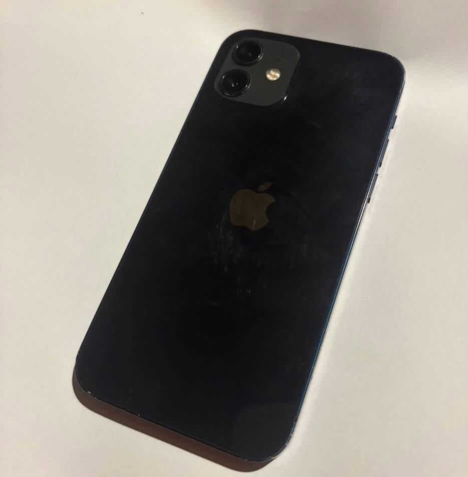 Iphone 12 64gb նաեւ պոխանակում է Iphone — 62,000 AMD