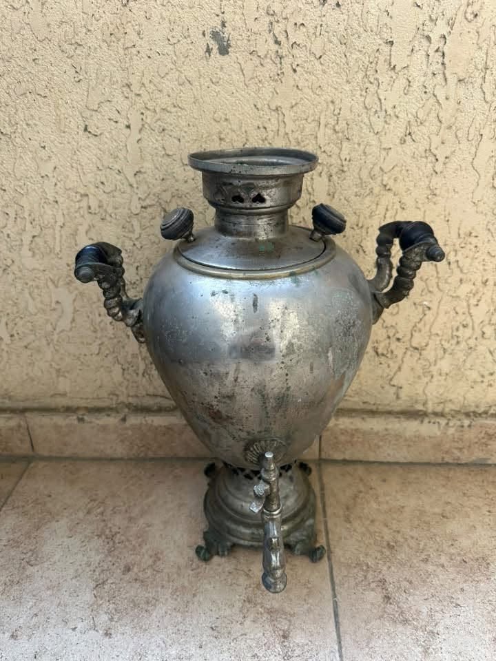იყიდება ძველებური ნახშირის სამოვარი