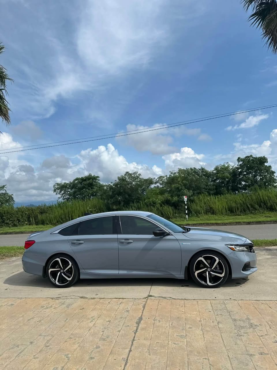 Honda Accord 2022 — 16,500$