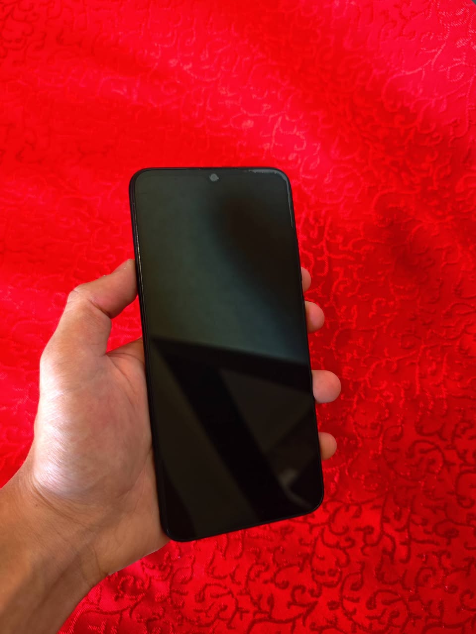 Redmi 9C ideal vəziyyətdədir. 220₾ Kim