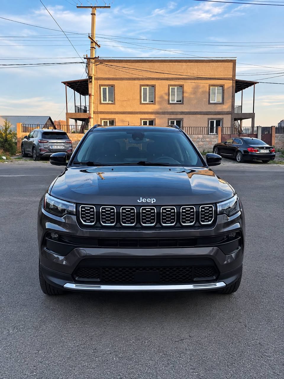 Jeep 2022 — 14,600$