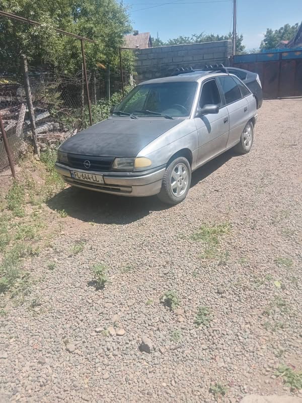 Opel 1997
