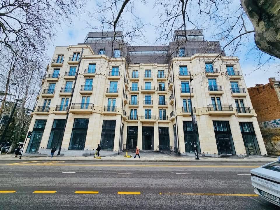 🏢 მელიქიშვილის გამზირზე იყიდება კომერციული ფართი! — 4,700$