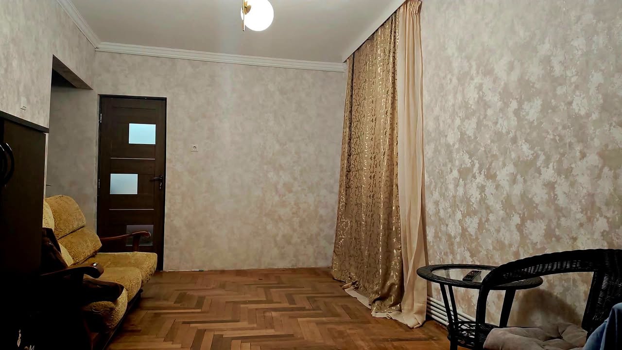Վաճառվում է 2 սենյականոց բնակարան, Թբիլիսի — $77,000