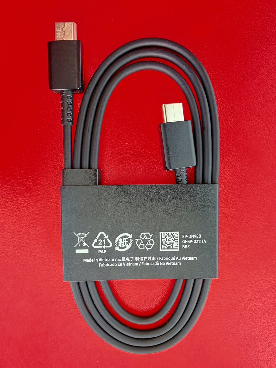 იყიდება ორიგინალი Samsung USB-C კაბელი რაც — 20₾