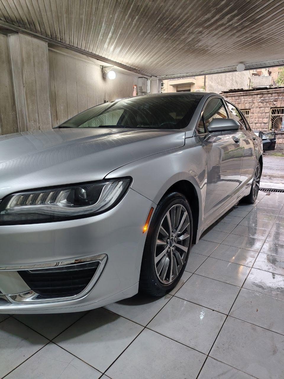 Lincoln MK ZEPHYR 2017 — 13,500$