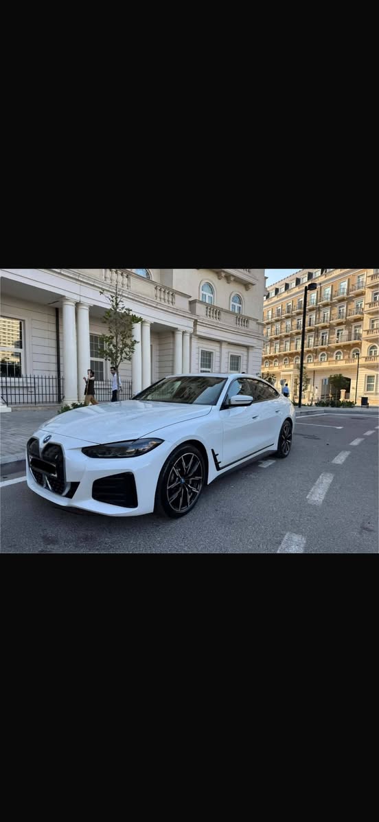 BMW i4 2022