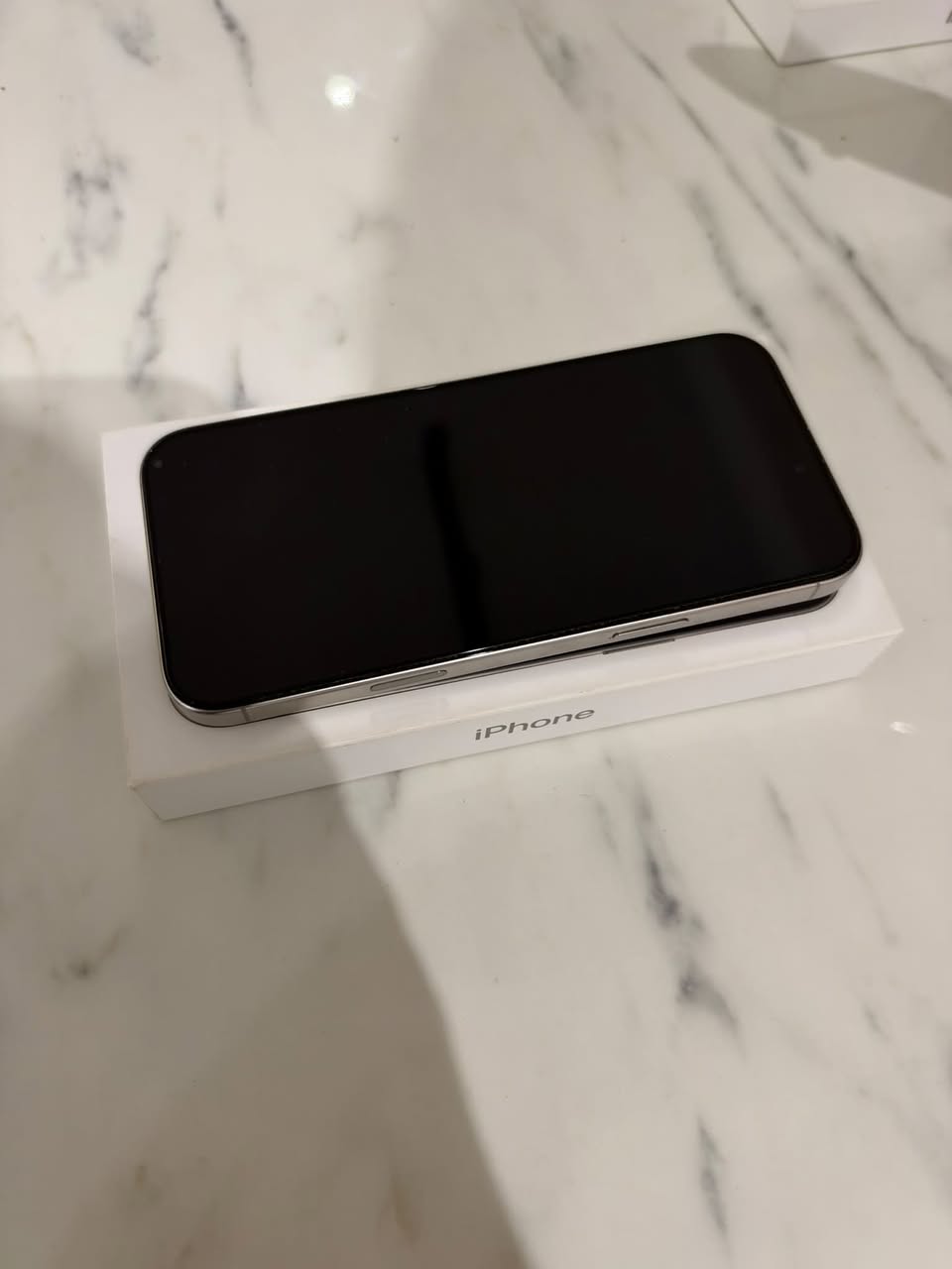 iPhone 16 Pro Max 256GB, 90% battery