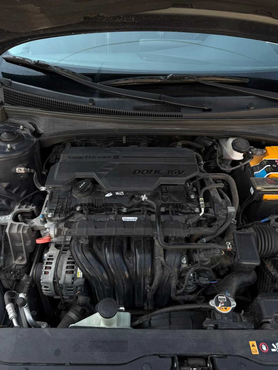 Hyundai Elantra 2020 — $13,500