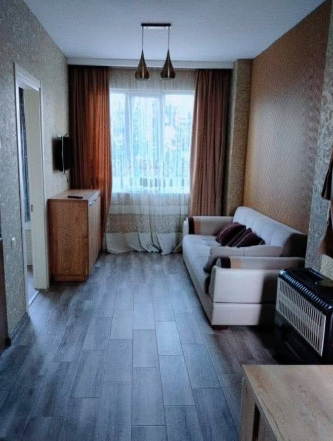 Վարձով 1 սենյականոց բնակարան, Թբիլիսի — $400