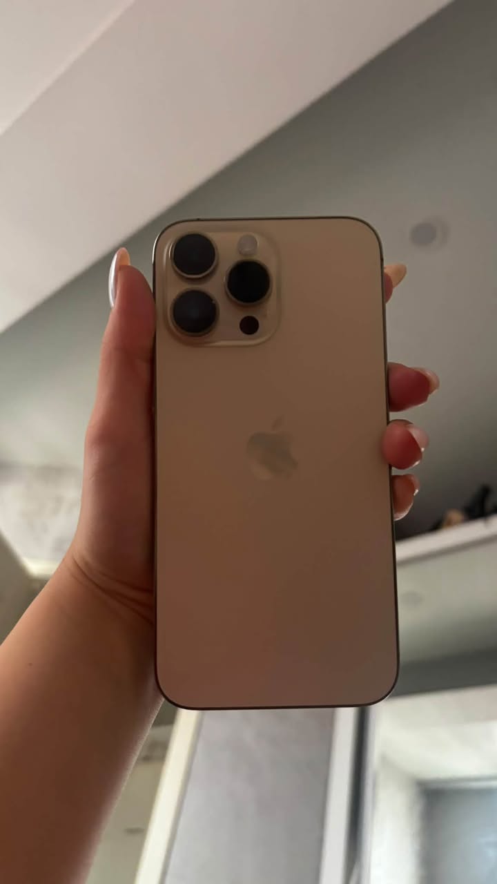 iPhone 14 Pro Max, carrier-locked