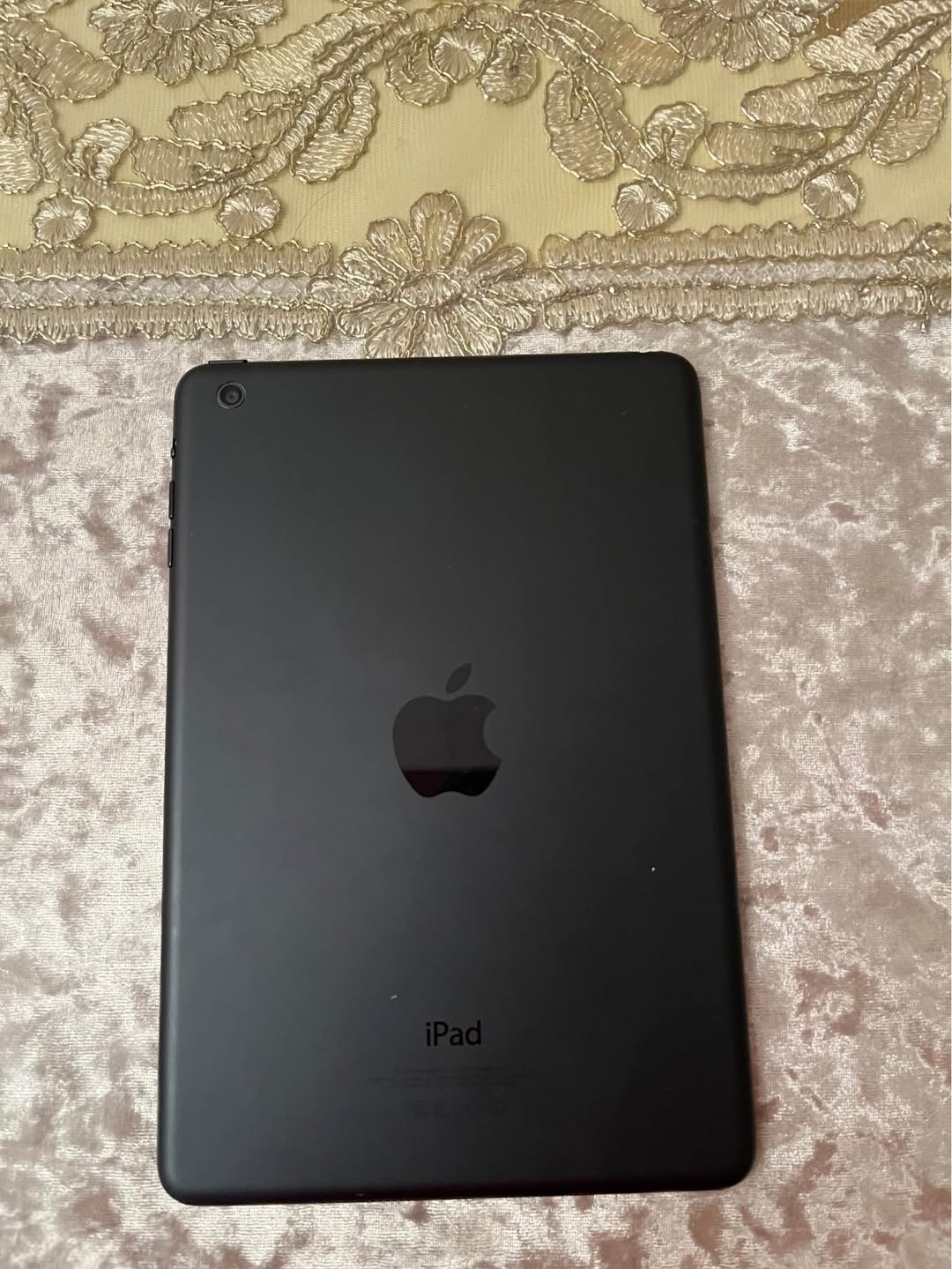 iPad, köhnə model, qara