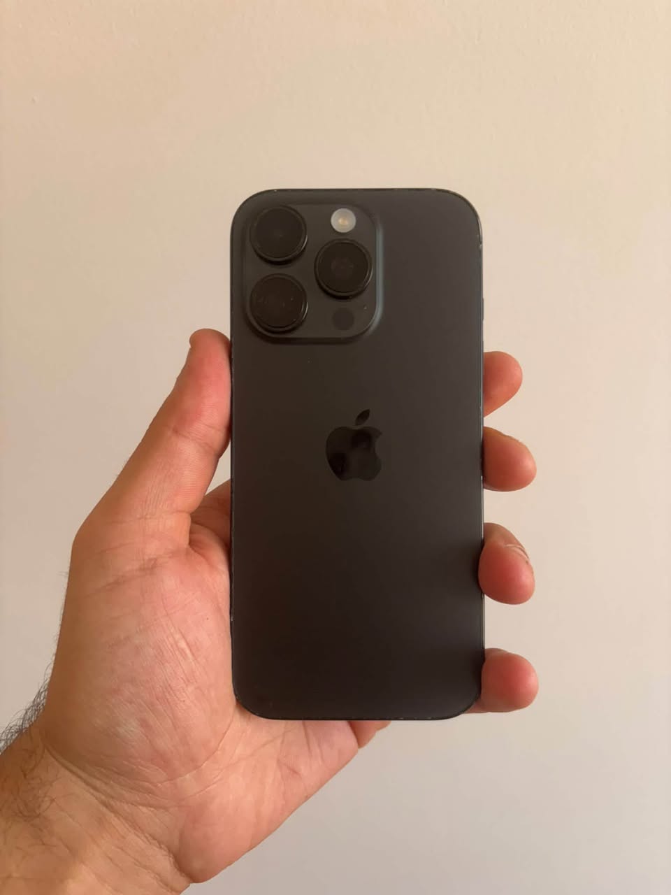 iPhone 16 pro 512gb gorcaranayin 99% — 285,000֏