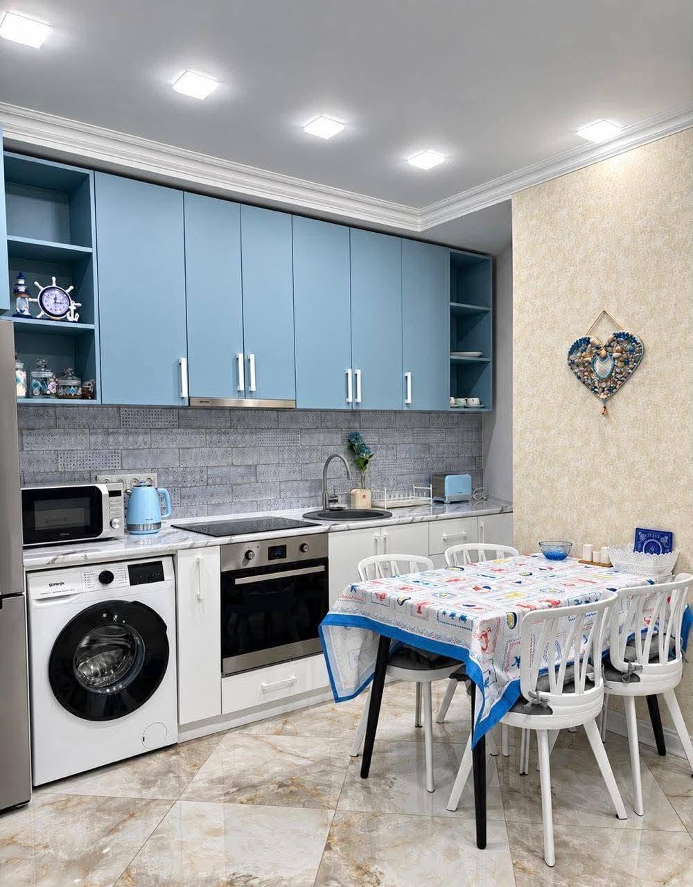 🏢 750 доллар США.