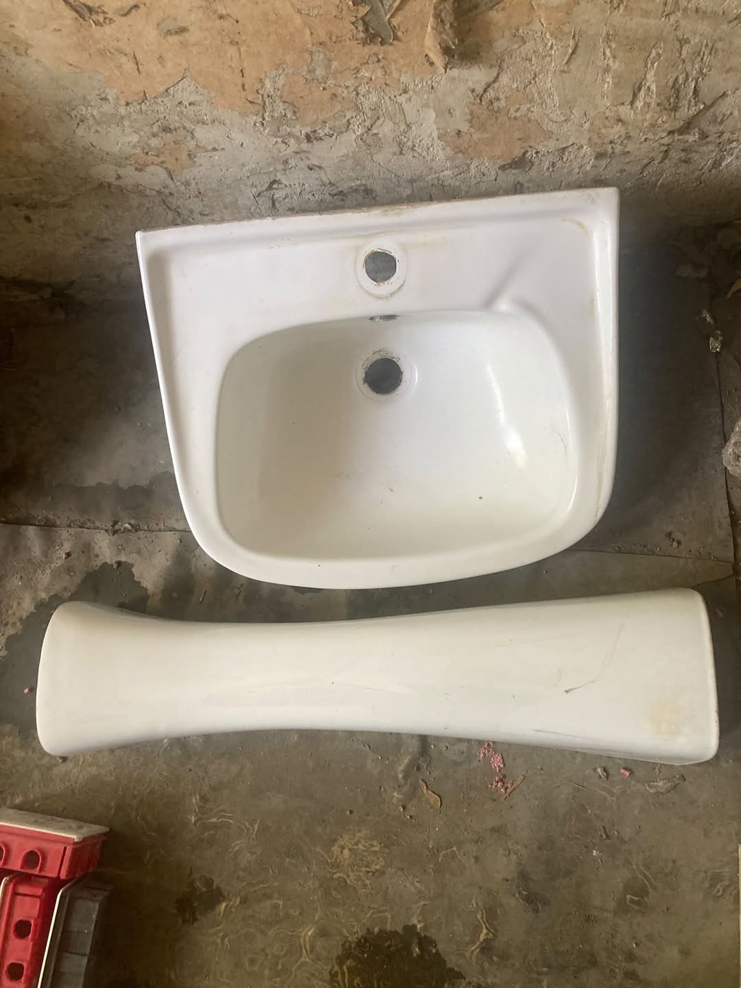 normal vəziyyətdə, yanğın yerləri yoxdur, qiyməti — 8,000֏