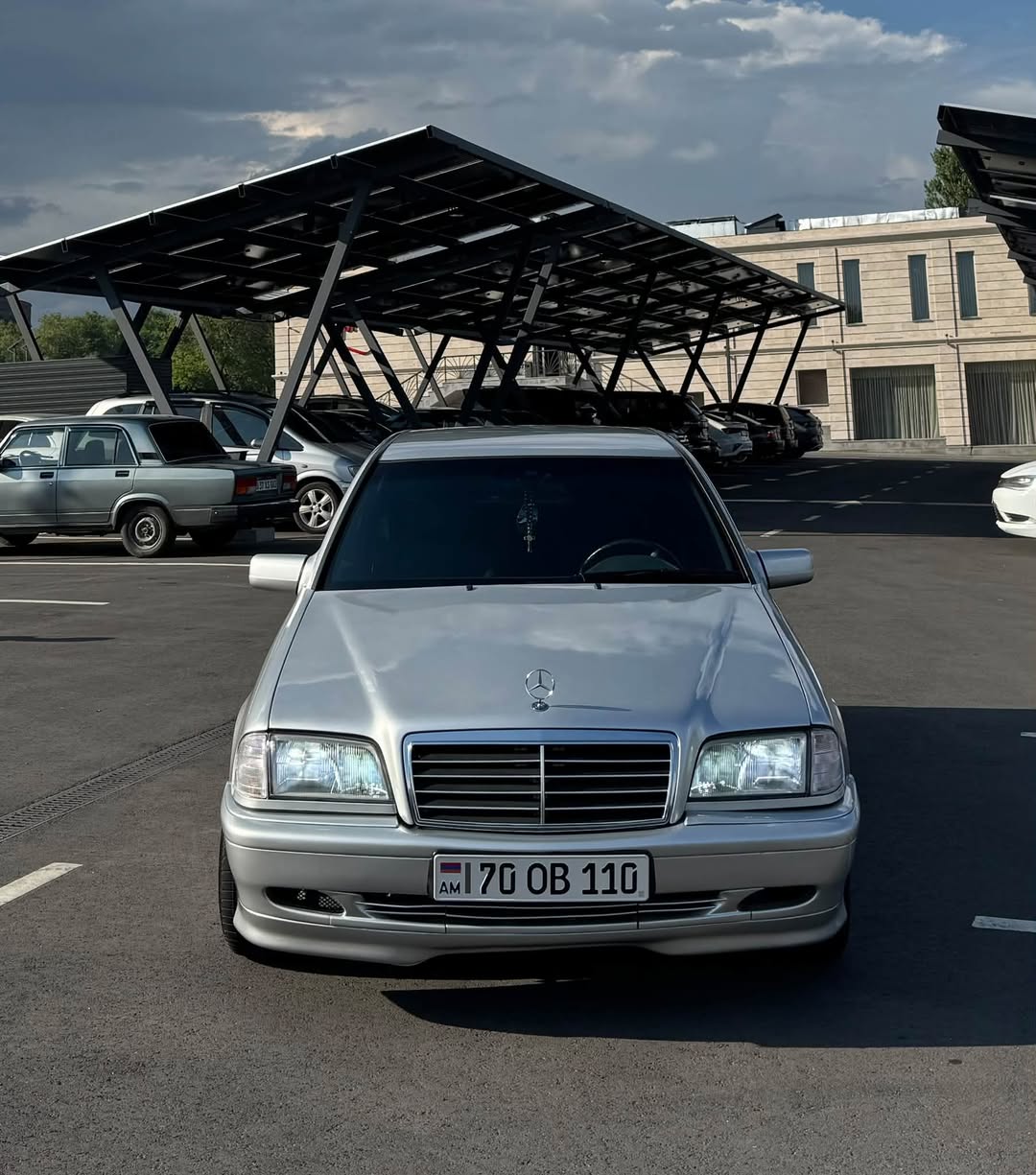 Avtomobil 1999 — 5,700$