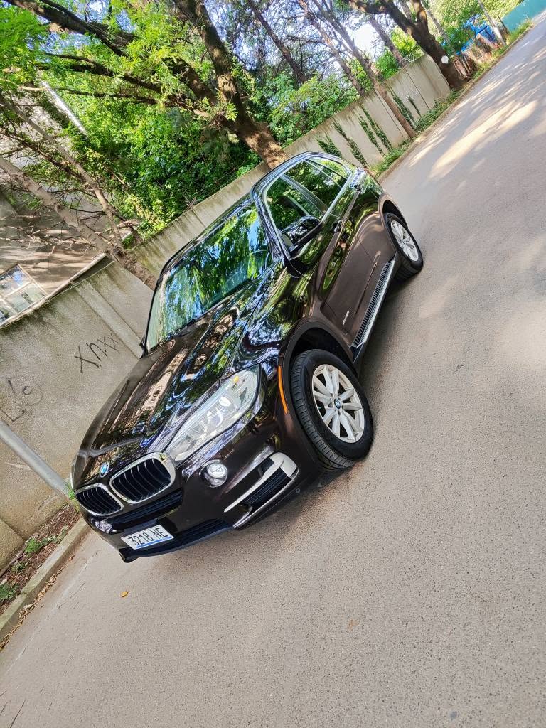 იყიდება 2014 ის 10 თვე 3.0 — 10,300$