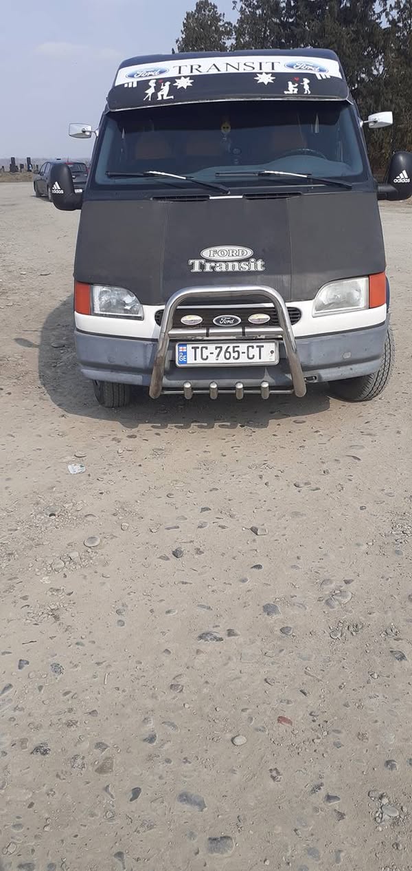 Avtomobil 1996 — 3,600$