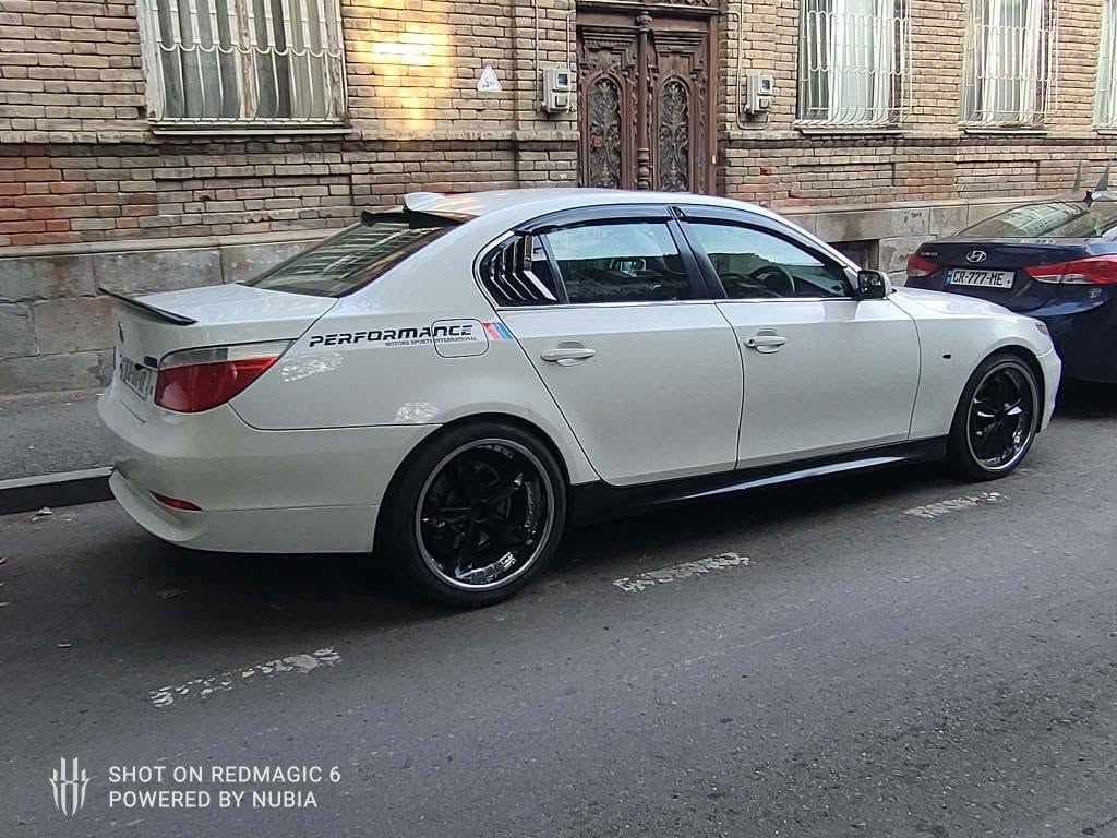 BMW E60 — 5,000$