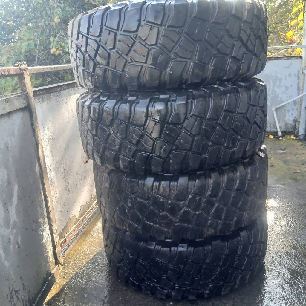 Բարի օր, վաճառվում են LT 265/70/R16 անվադողեր, լավ վիճակում — 1,200₾