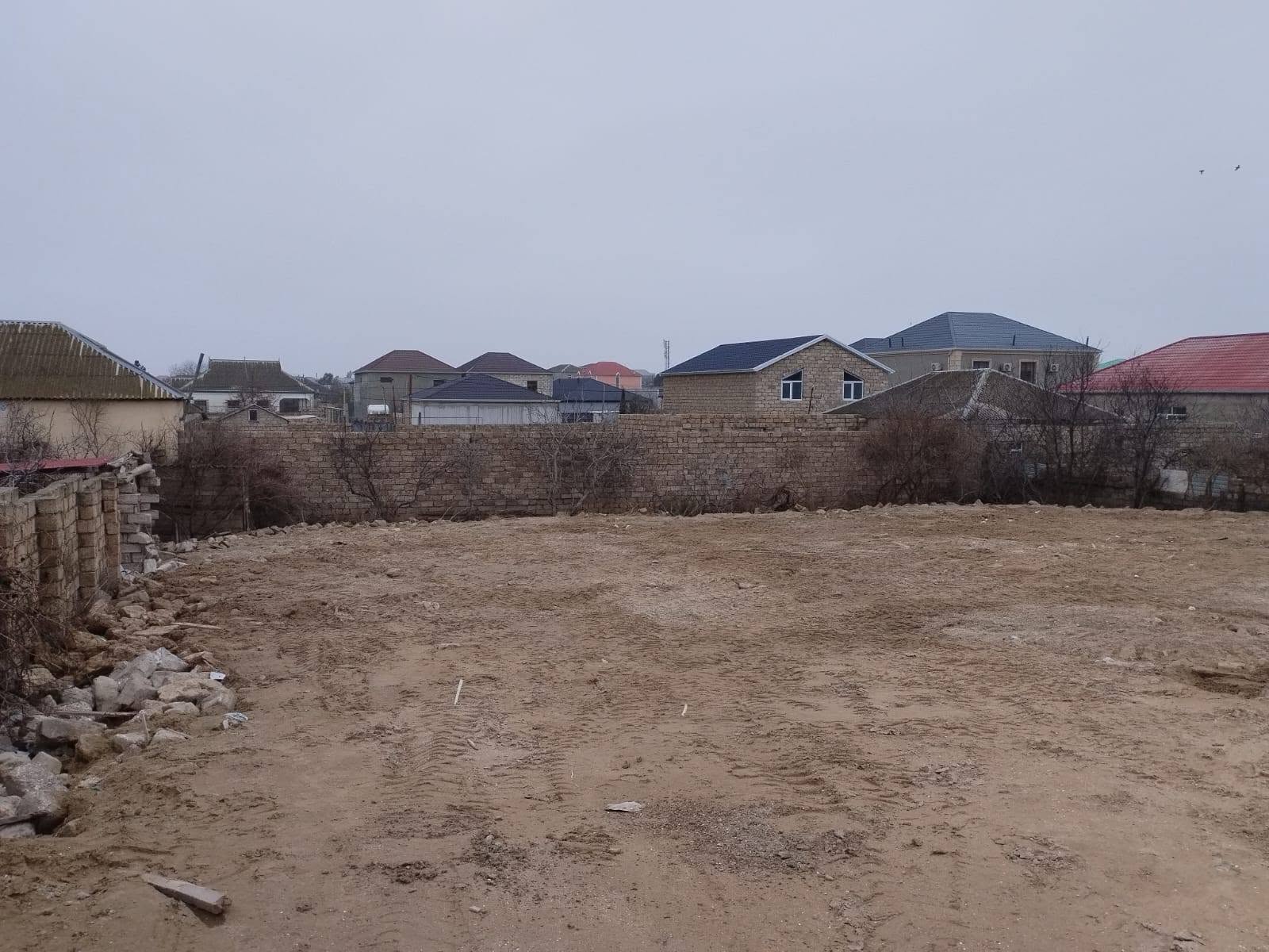 Torpaq sahəsi, Bakı — 215,000 ₼