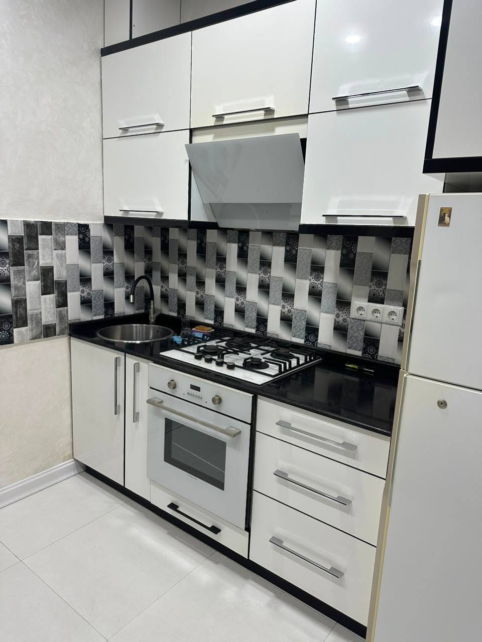 #Сдам 1+1 Улица Чавчавадзе 53 6 — 600$